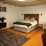 Aparthome