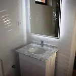 Aparthome *