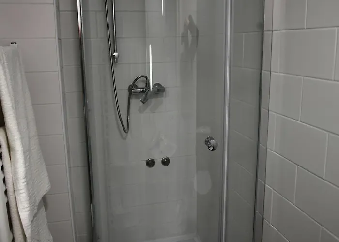 Aparthome דירה *